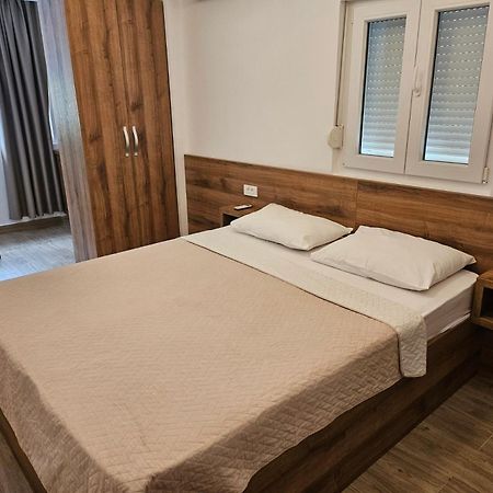 Grejm Family Apartments Petrovac Exteriér fotografie